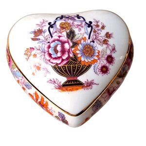 Vintage Floral Heart Shape Limoges France Flower Bouquet Gold Detailing Preowned